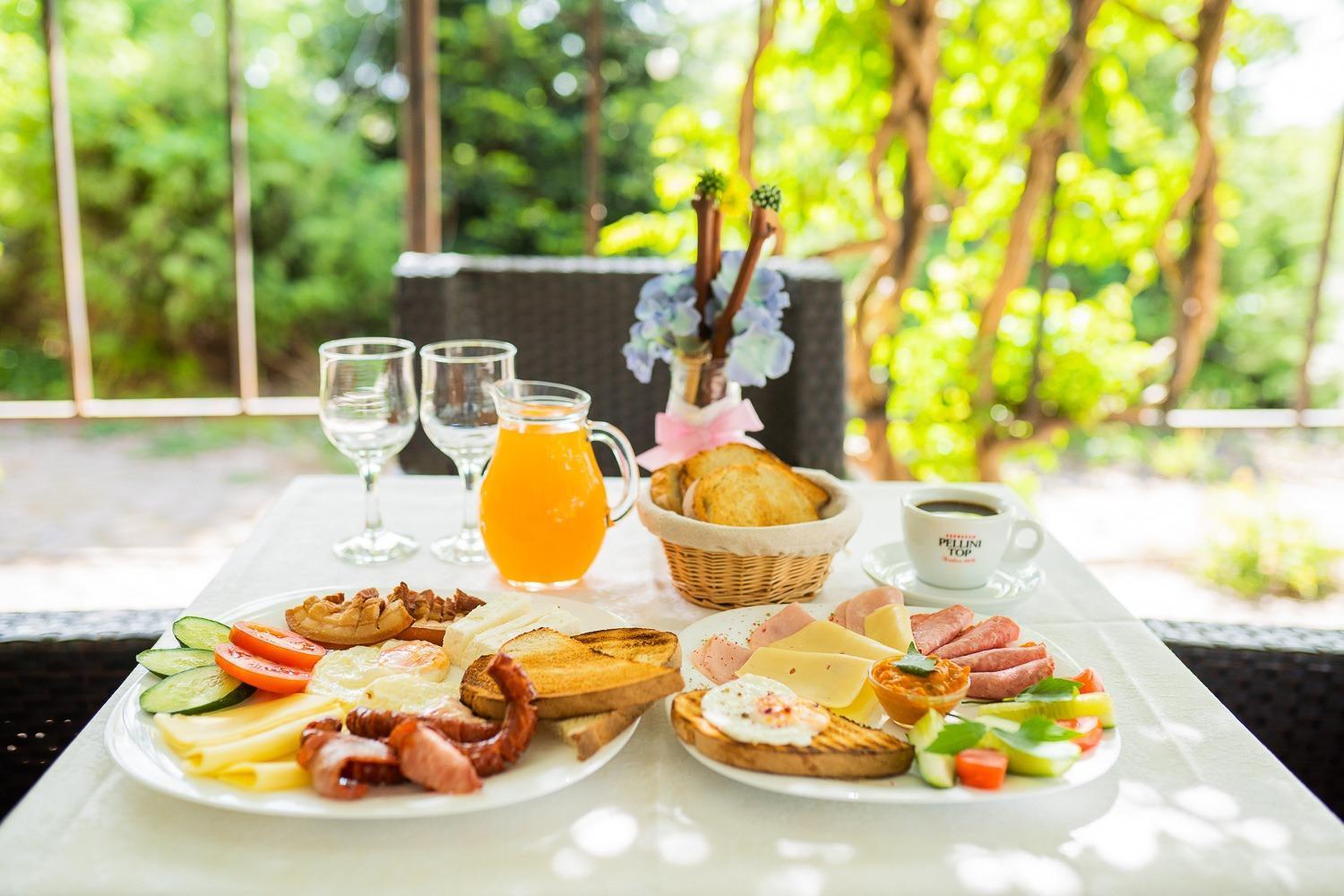 Iris Hotel Bors Dış mekan fotoğraf