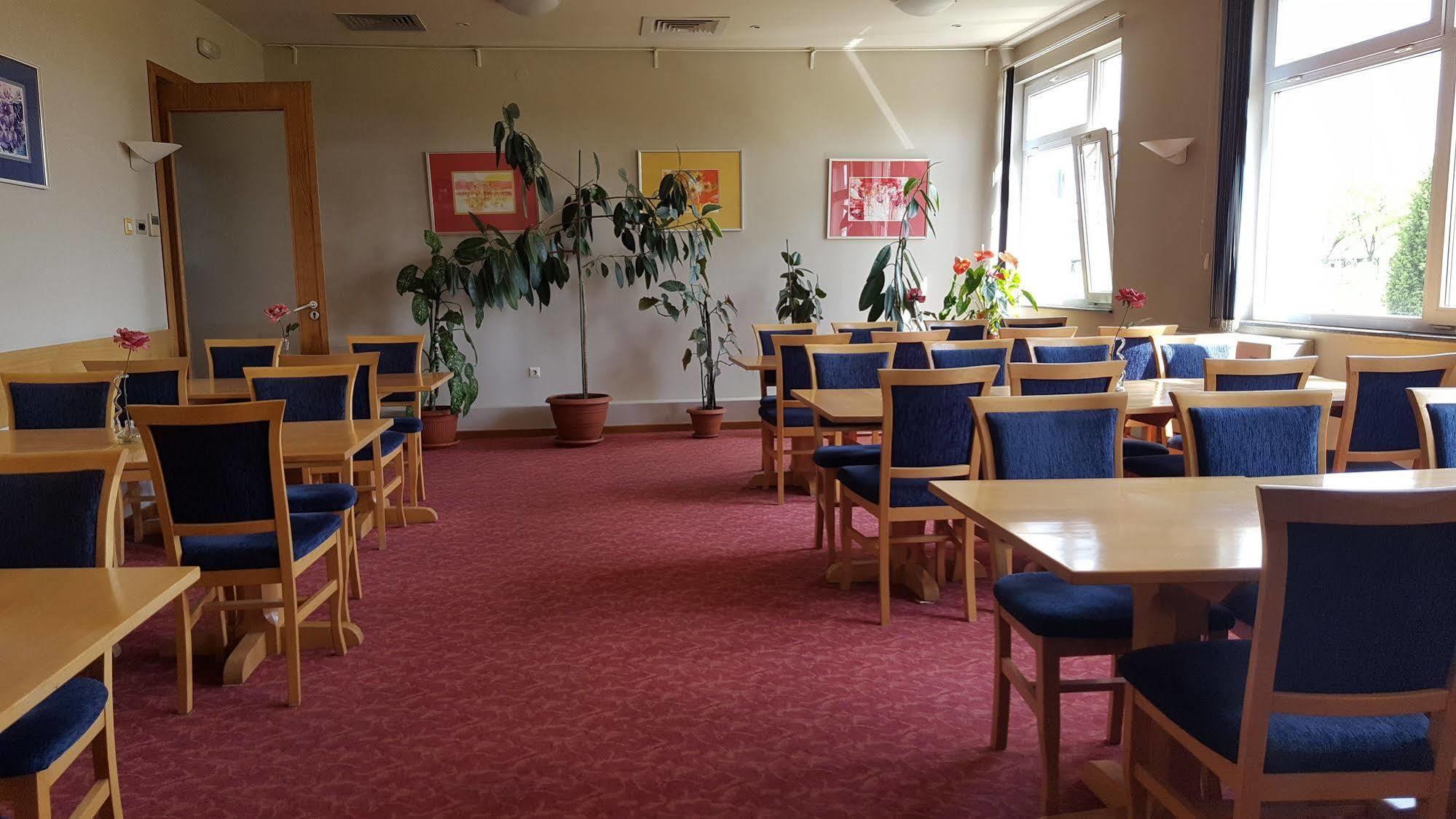 Iris Hotel Bors Dış mekan fotoğraf