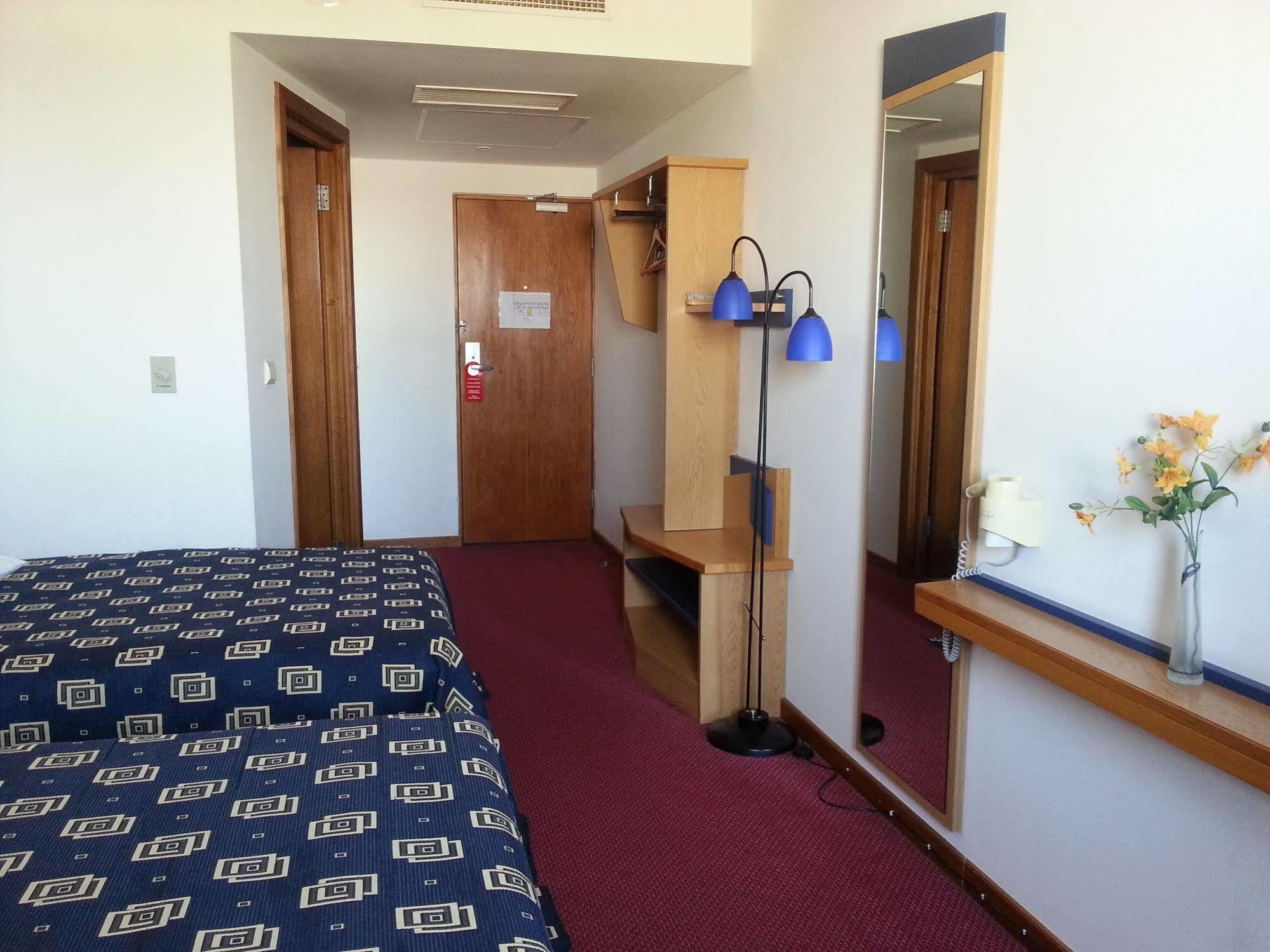 Iris Hotel Bors Dış mekan fotoğraf